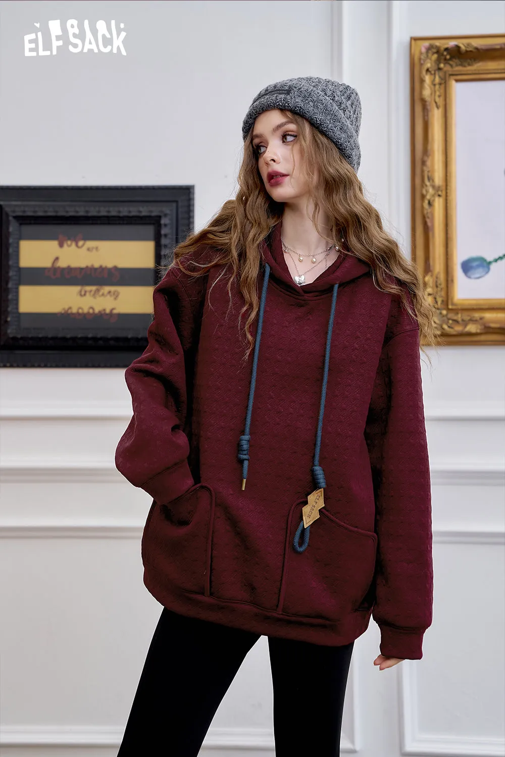 ELFSACK 2024 Winter New Arrivals Preppy style loose hoodie women cute fleece top