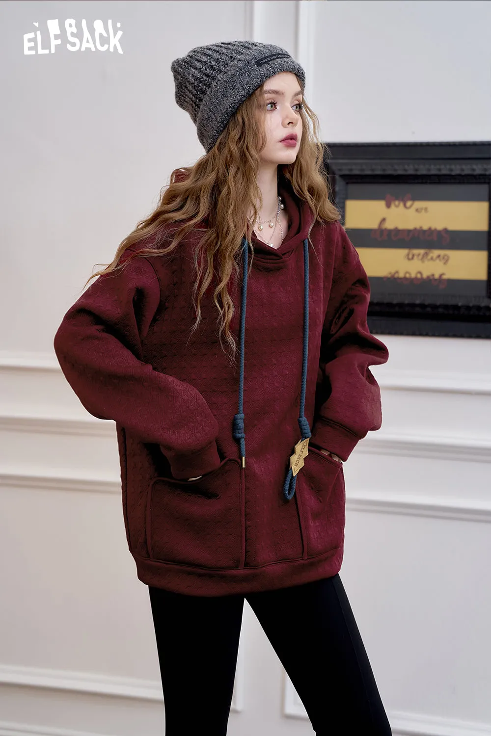 ELFSACK 2024 Winter New Arrivals Preppy style loose hoodie women cute fleece top