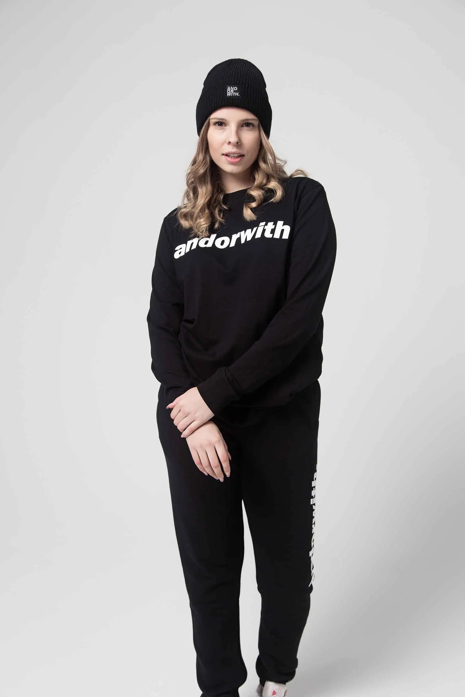 Logo Beanie Black