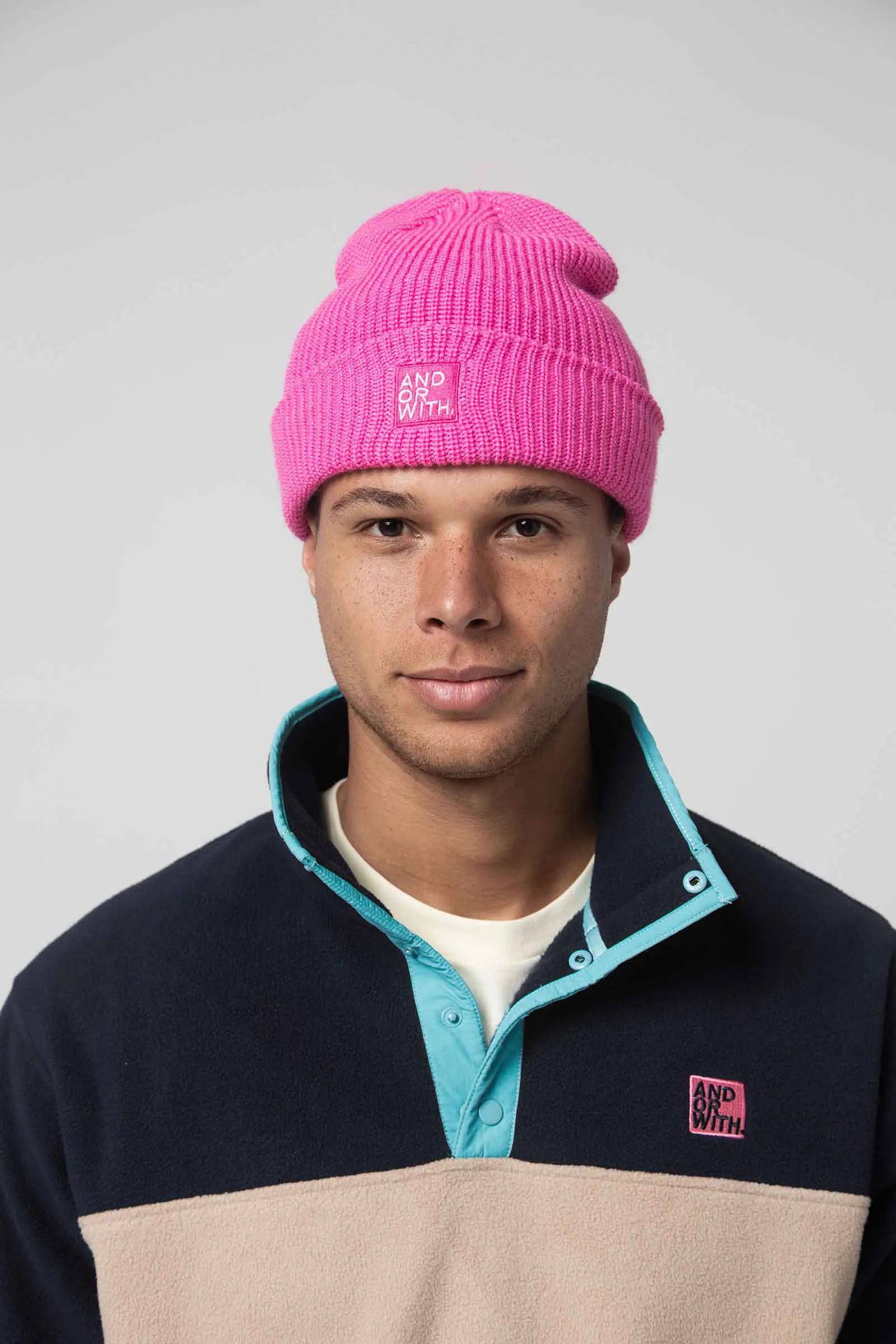 Logo Beanie Pink