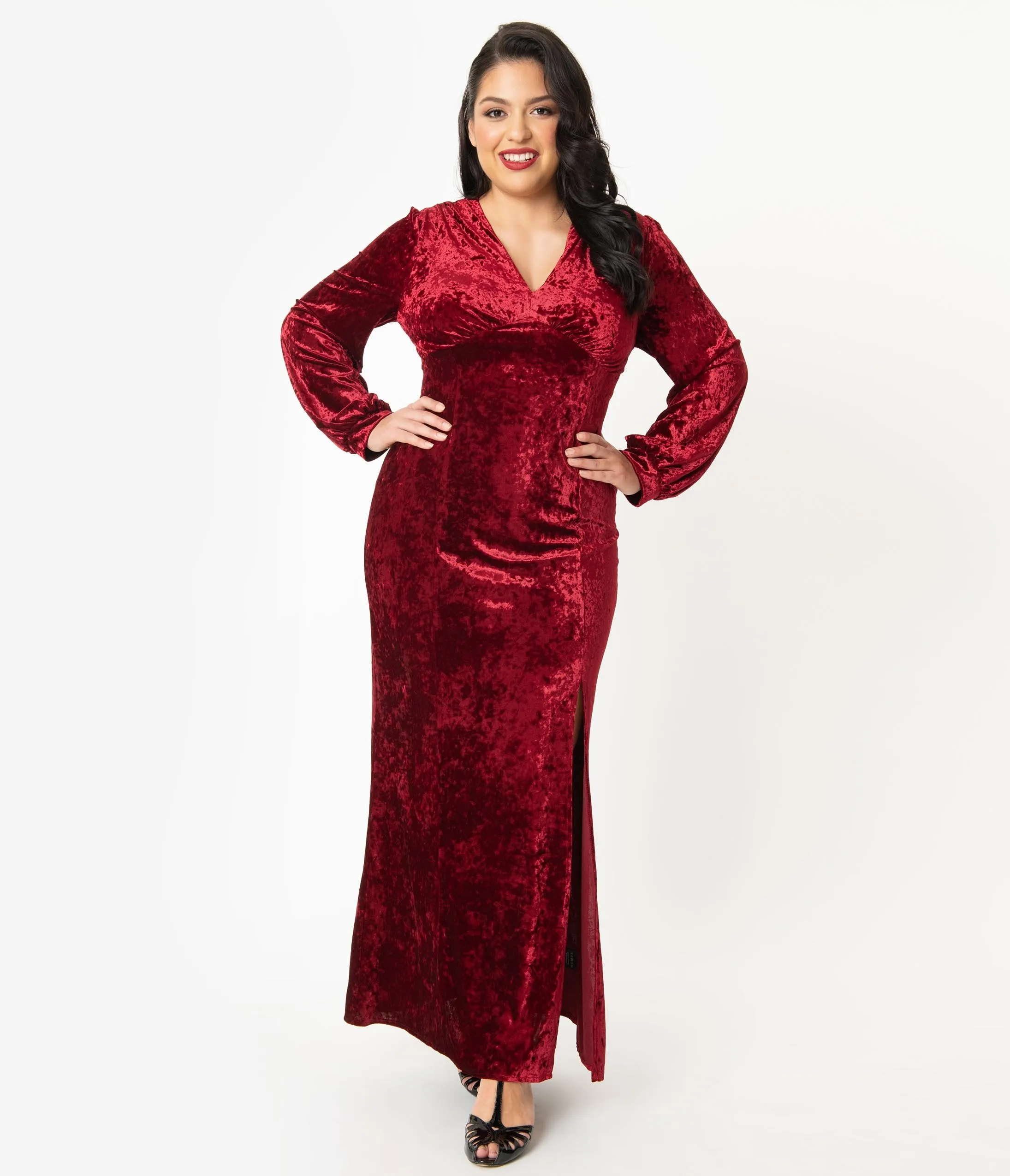 Plus Size 1970s Style Crushed Burgundy Velvet Miley Gown