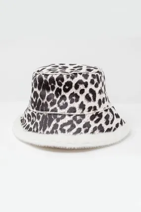 Reversible Bucket Hat in Leopard Print in Ecru